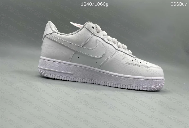 Nike Air Force 1 - White 5