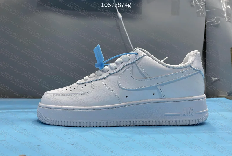 Nike Air Force One 4