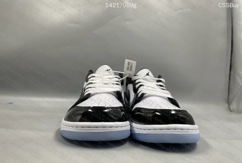 NIKE AIR JORDAN 1 LOW CONCORD