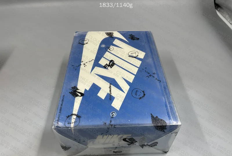 Nike Air Jordan 1 Retro High OG Fragment x Travis Scott 8