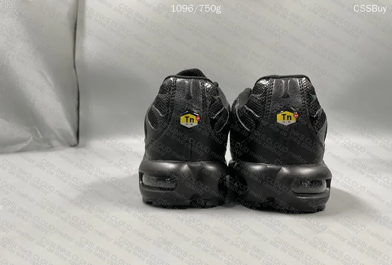 NIKE AIR MAX TN 2