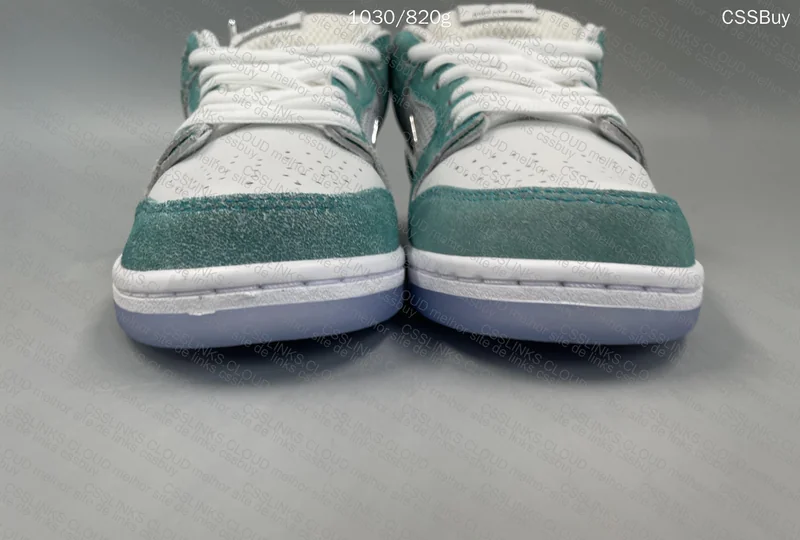 Nike Dunk April 4