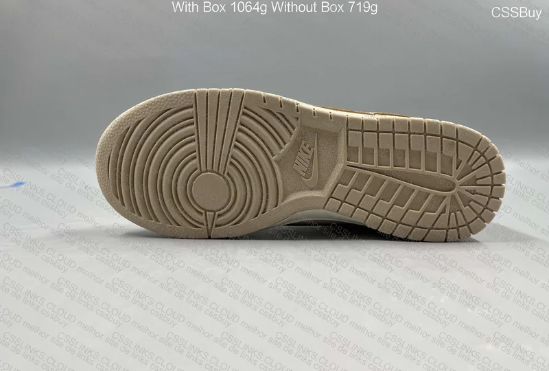 Nike Dunk Low Gold Swoosh 6