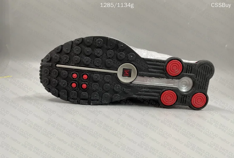 Nike Shox R4 8