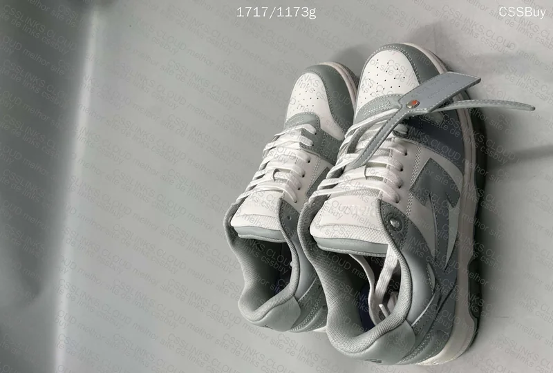 Off white OOO 1⁰ Compra.