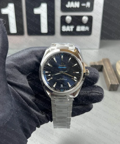 Omega Seamaster Aquaterra - Blue Dial 10