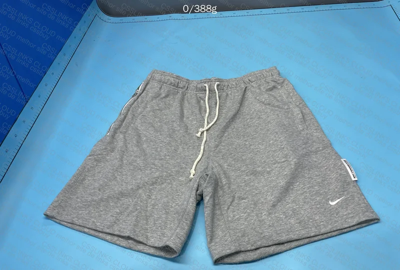 Nike Jisu Sweatshorts 3
