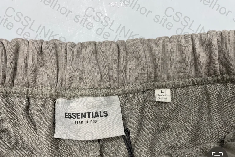 SHORTS ESSENTIALS 4