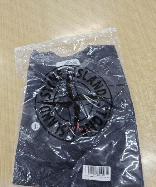 StoneIsland T 4