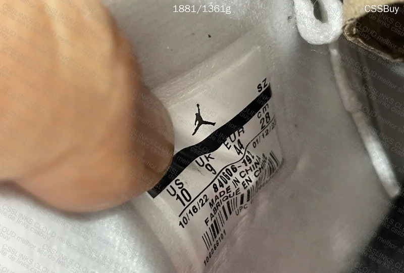 Air Jordan 4 Sneakers 6