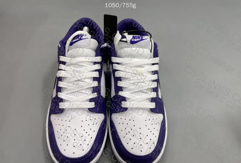 Nike Dunk Low Retro Sneakers