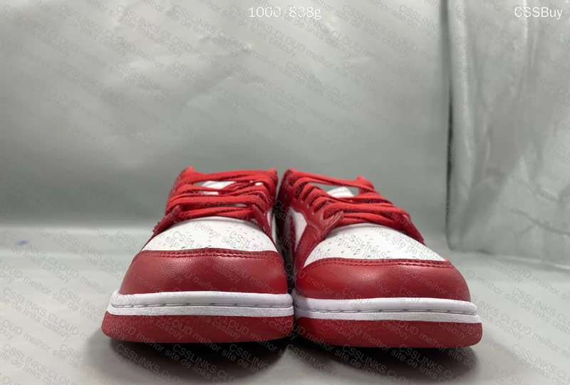 Nike Dunk Low SP 'University Red' Sneakers 2