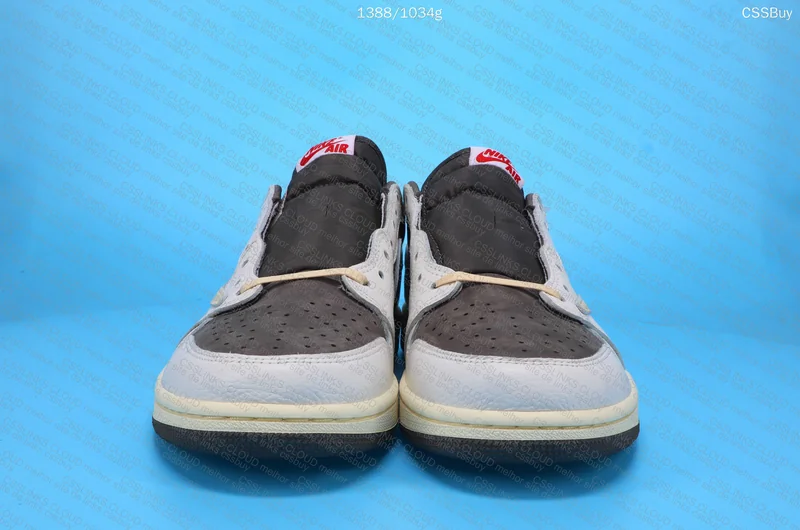 Travis Scott x Air Jordan 1 Low Reverse Mocha 4