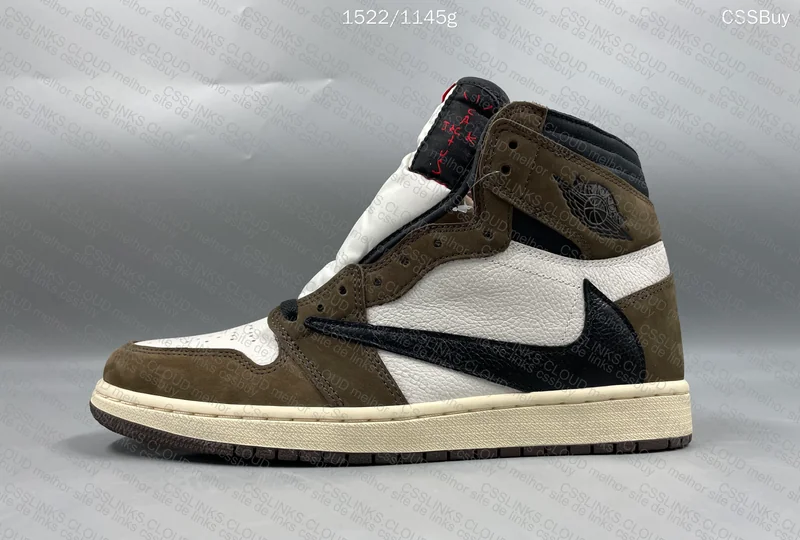 Travis Scott x Air Jordan 1 Retro High Dark Mocha 4