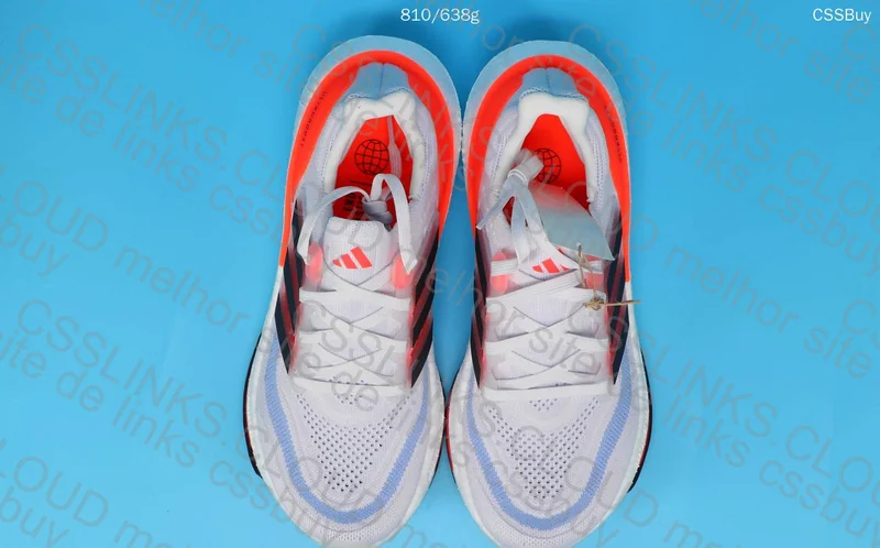 Ultraboost light 2023 3