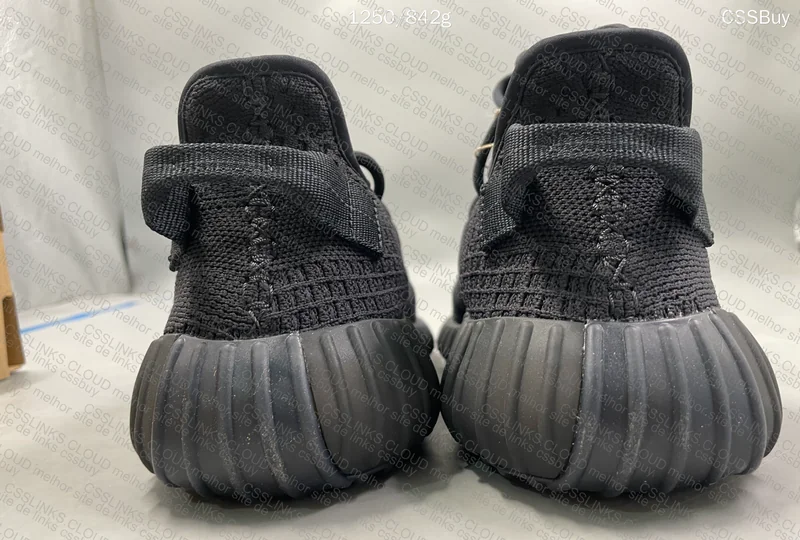 YEEZY 350 - BATCH LW