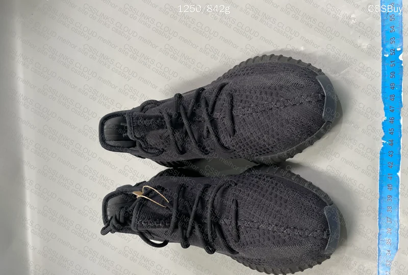 YEEZY 350 - BATCH LW 4