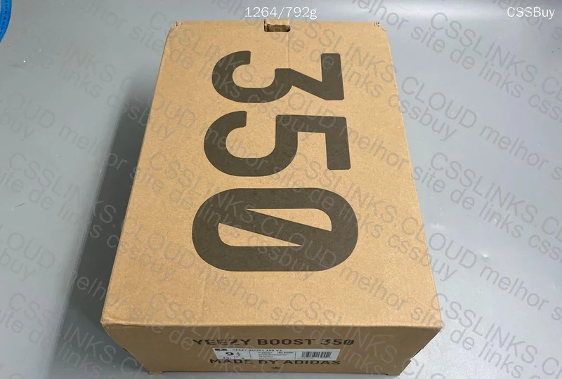 YEEZY 350 BLACK REFLECTIVE (GL?) 9