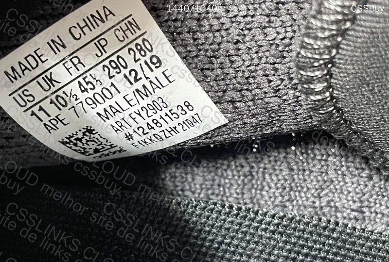 *Yeezy 350 Cinder* 5