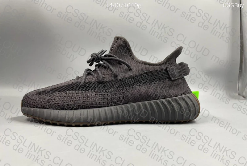 *Yeezy 350 Cinder* 6