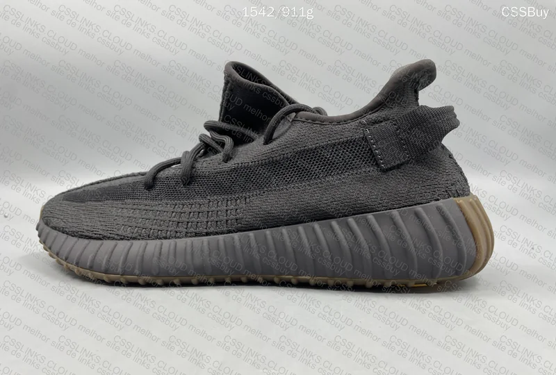 YEEZY 350 Cinder (GL?) 6