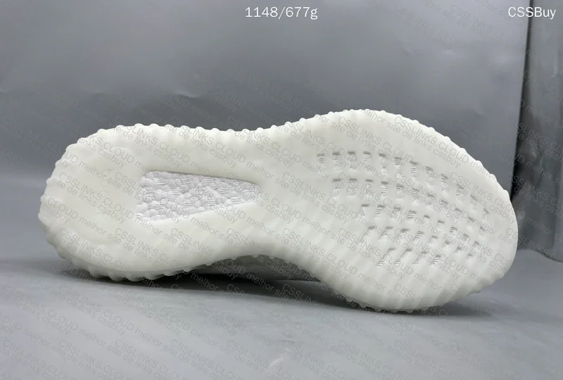 Yeezy 350 V2 3