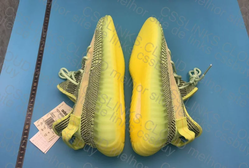 Yeezy 350 V2 OG Batch 4