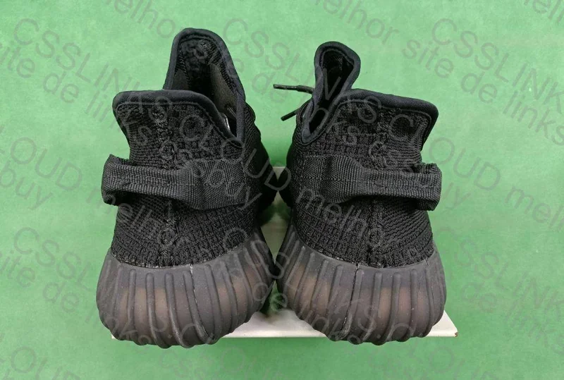 Yeezy 350 V2 Onyx OG Batch 2