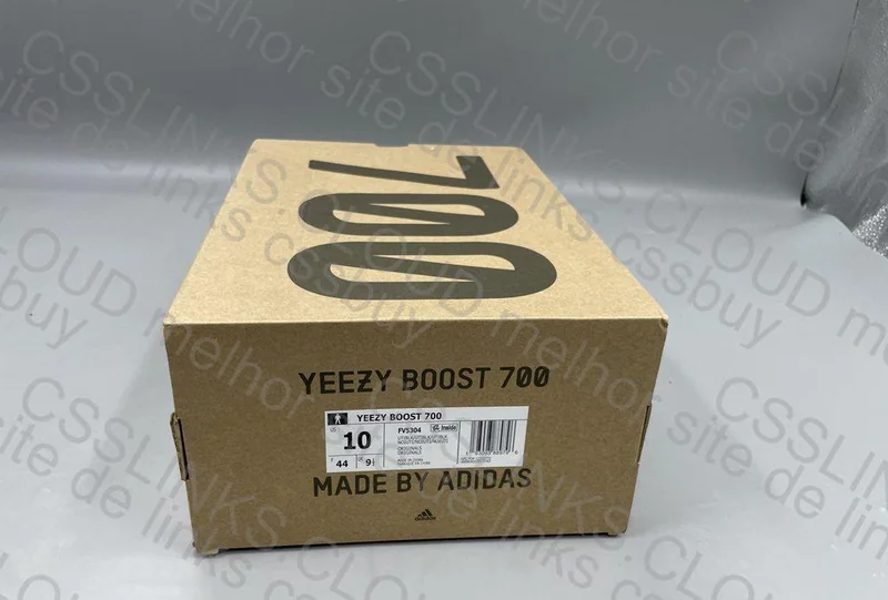 Yeezy 700 120¥ 2