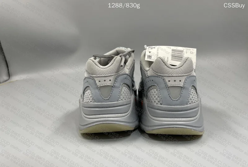 yeezy 700 v2 (85y) 3