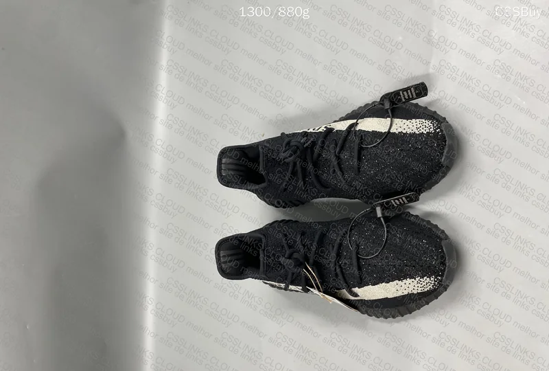Yeezy Boost 350 v2 - Oreo(Black and White) - A1 - LW 2