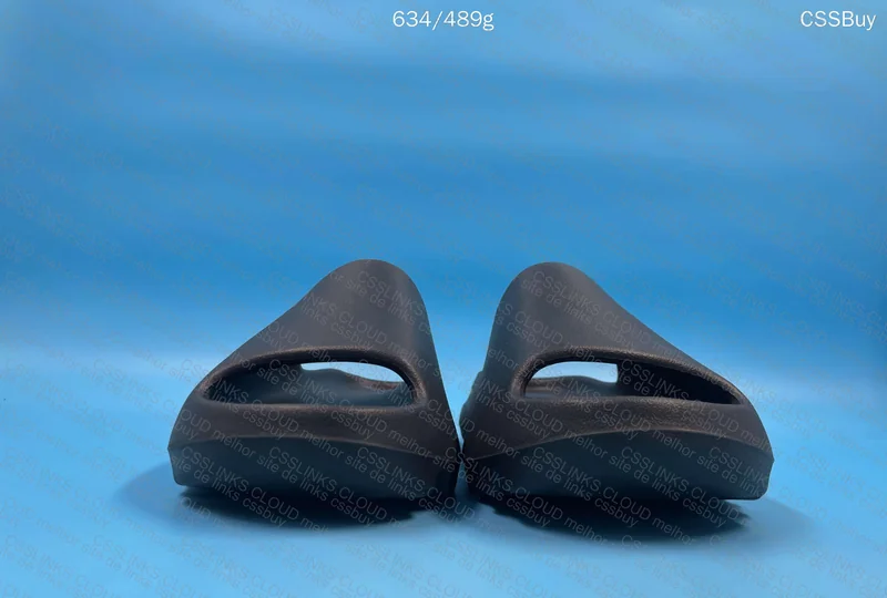 Yeezy Slide Lw B Grade 2