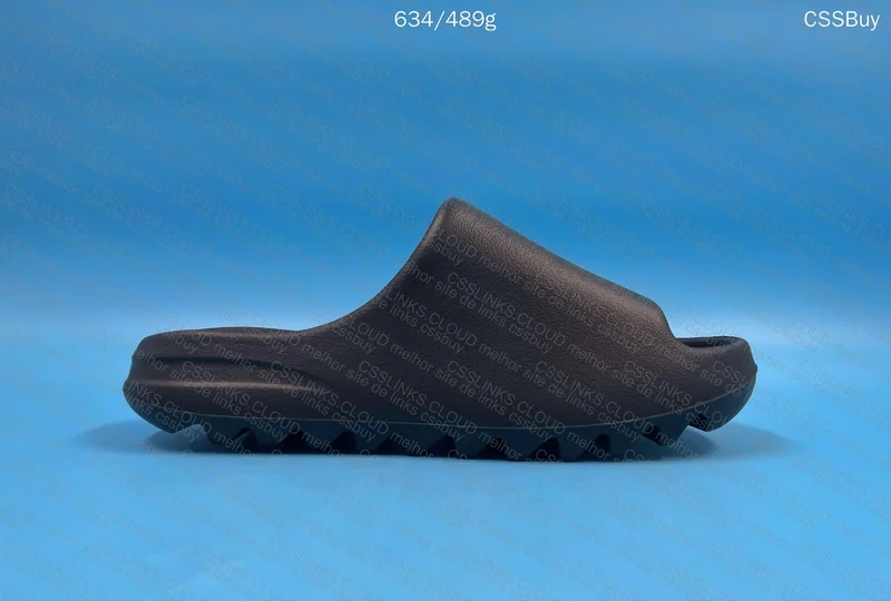 Yeezy Slide Lw B Grade 4