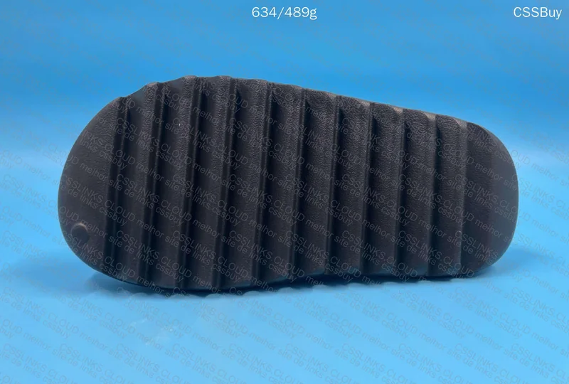 Yeezy Slide Lw B Grade 6