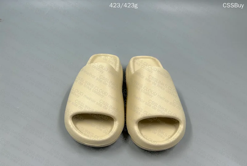 Yeezy Slide New Bone 2