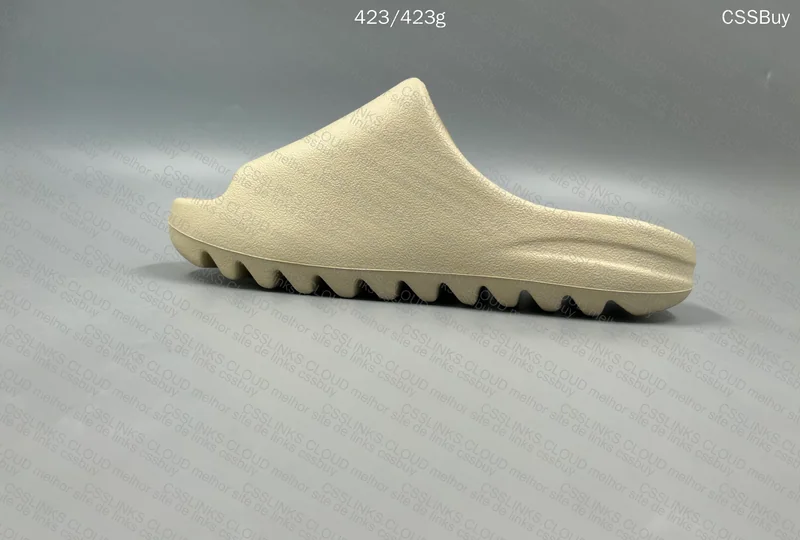 Yeezy Slide New Bone 3