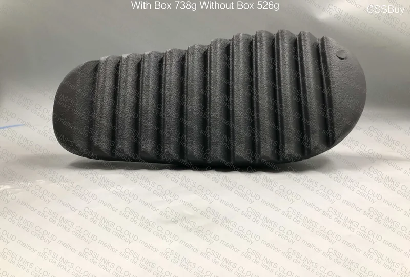 Yeezy Slide Onyx 6