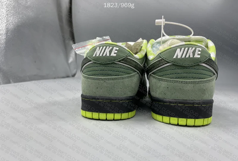 Concepts x Nike SB Dunk Low Lobster 3