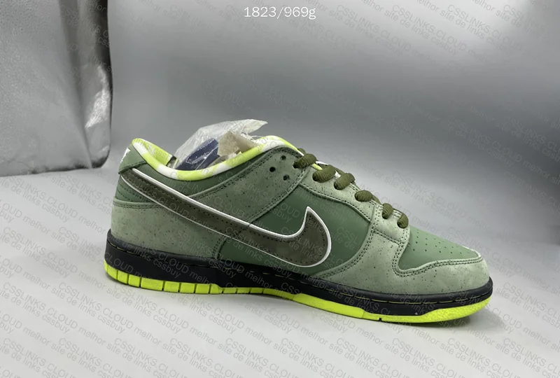 Concepts x Nike SB Dunk Low Lobster 7