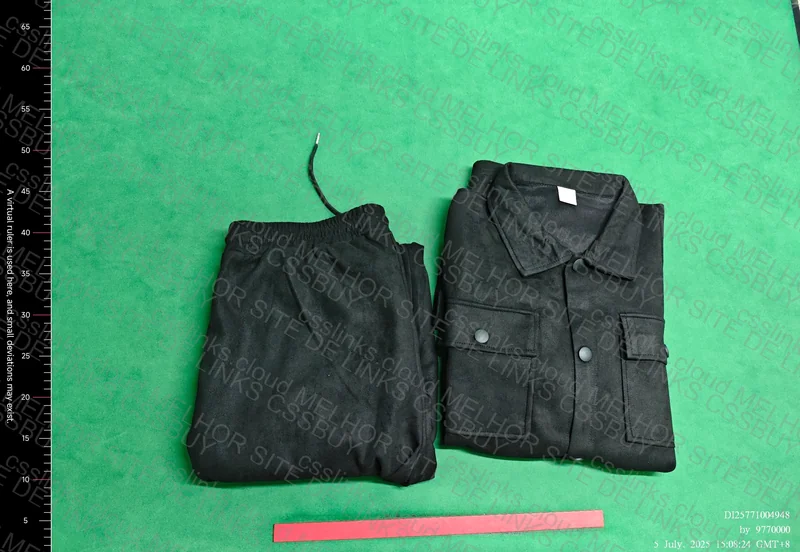 Unmarked Conjunto 2