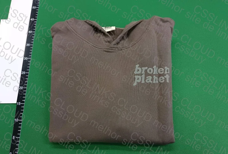 Broken Planet Sale Hotdog Set 4
