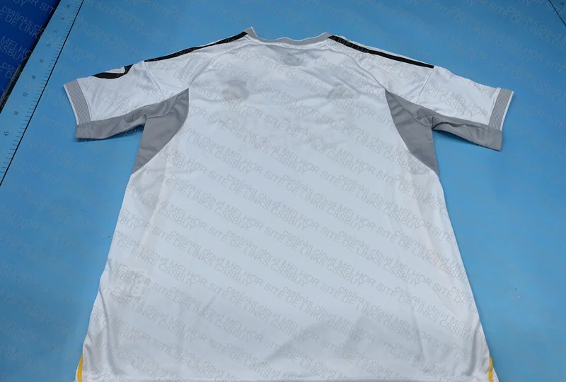 Real Madrid 25/26 Game Set (Cheap) 4