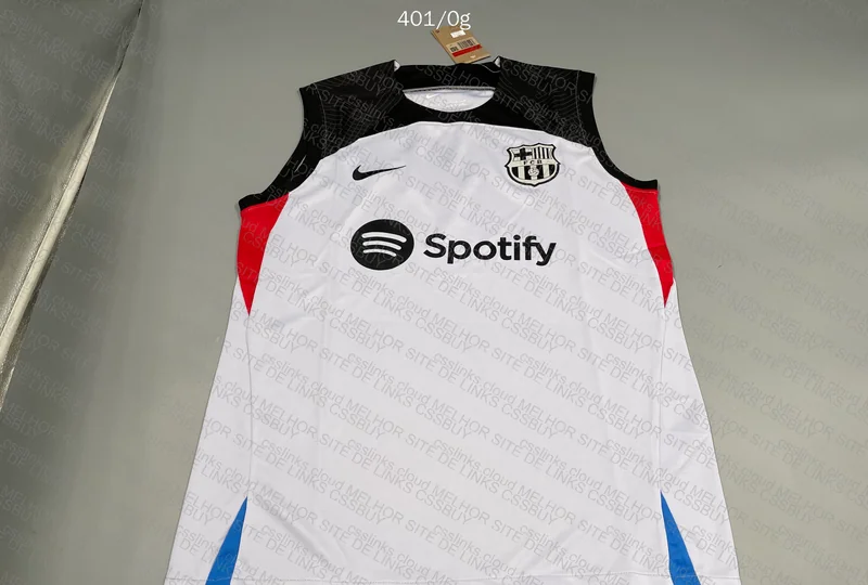 Barcelona Training Set (Resale) 2