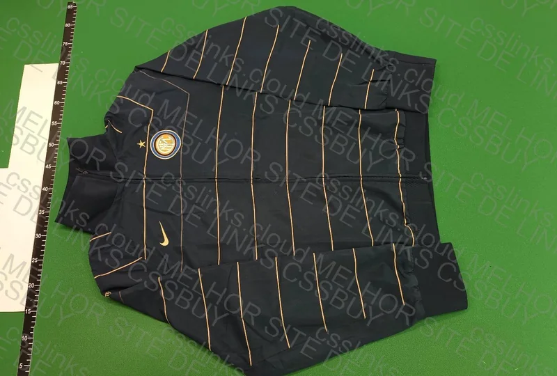 Milan Inter Set