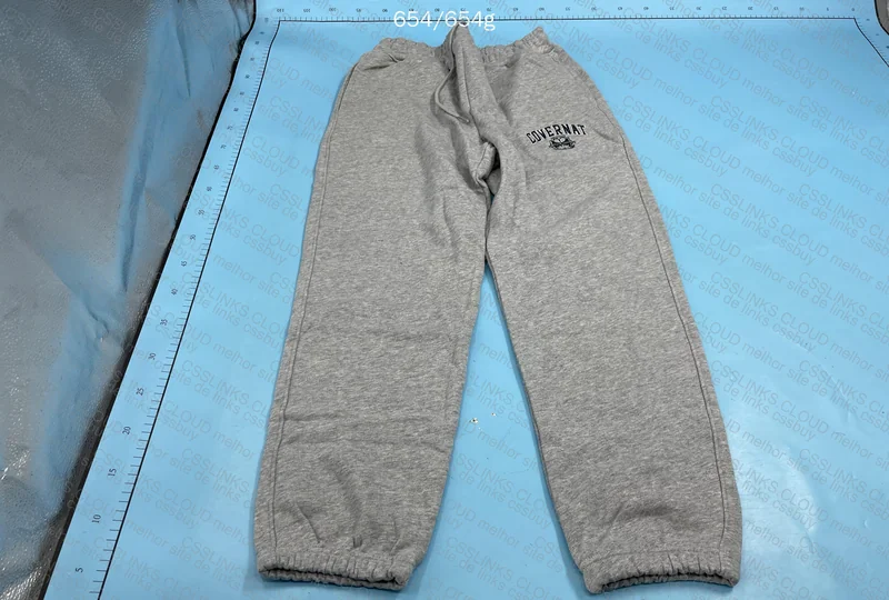 Sweatshirt Set - Sweatshirt and Pants 4
