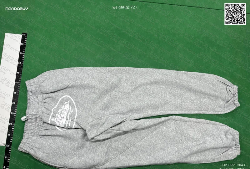 Corteiz Sweatshirt Set, Supreme Underwear and Corteiz Trucker Cap 7