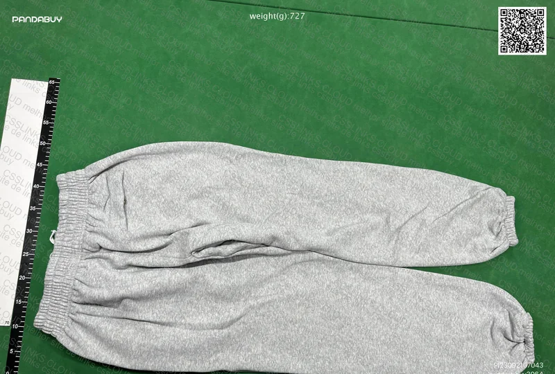 Corteiz Sweatshirt Set, Supreme Underwear and Corteiz Trucker Cap 8