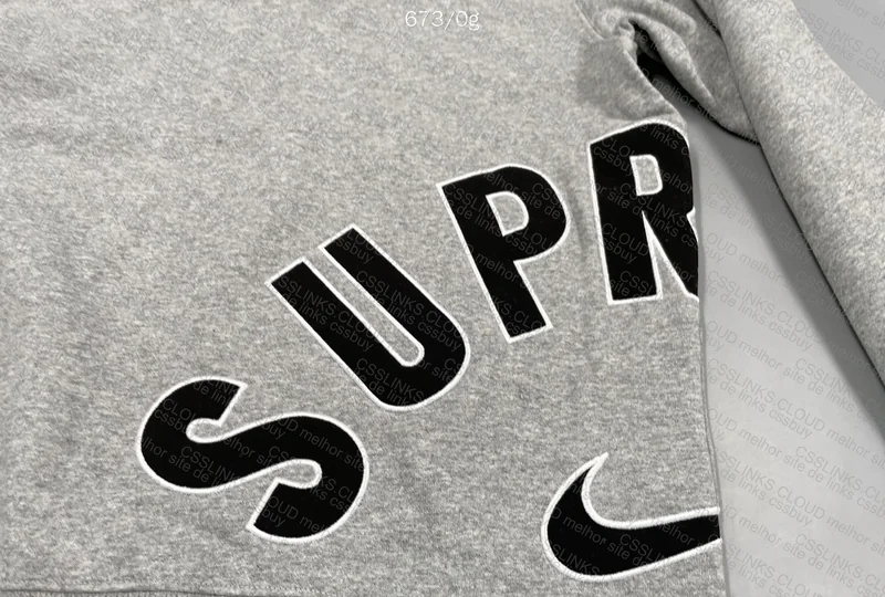 Supreme X Nike Crewneck Sweatshirt Set (Top)