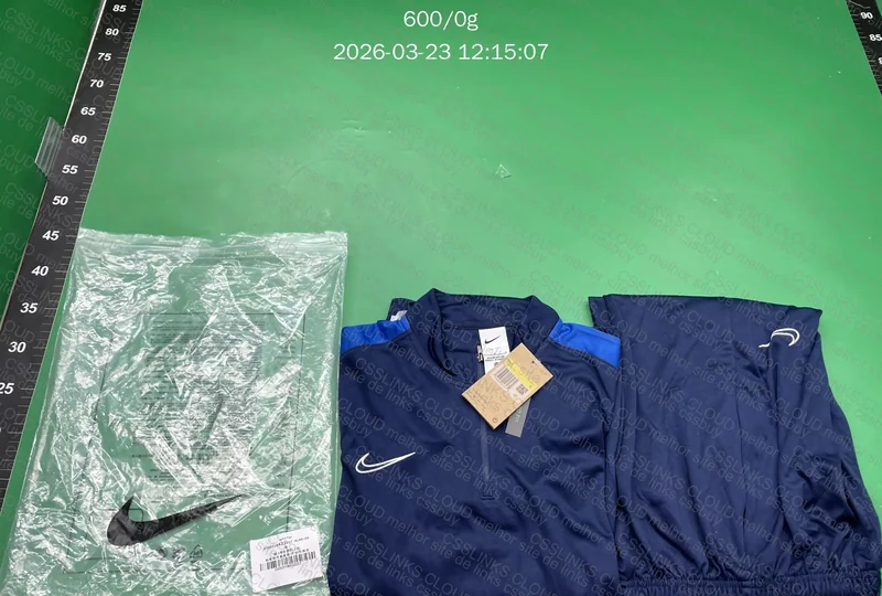 Conjunto Nike academy 2