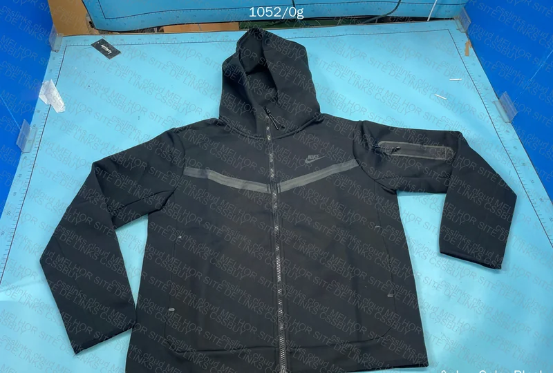 Nike Tech Set 2